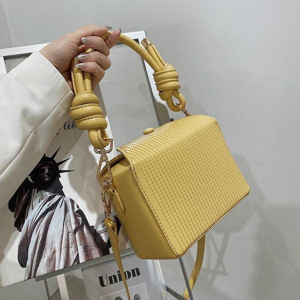 cross body small square messenger bags women retro white purses and handbags luxury designer pink satchel bag 2021 spring summer pm198
cross body small square messenger bags women retro white purses and handbags luxury designer pink satchel bag 2021 spring summer pm198