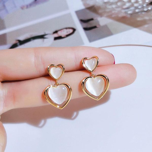 natural white chalcedony hand carved water drop earrings fashion jewelry men's and women's white crystal water drop earrings, Silver
natural white chalcedony hand carved water drop earrings fashion jewelry men's and women's white crystal water drop earrings, Silver
