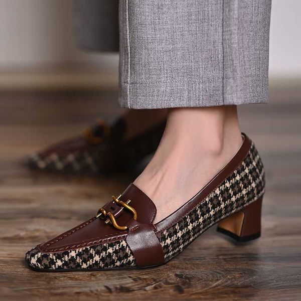 french pointed color matching fashion single sho 2021 spring and autumn plaid thick heels high horse title buckle women
french pointed color matching fashion single sho 2021 spring and autumn plaid thick heels high horse title buckle women
