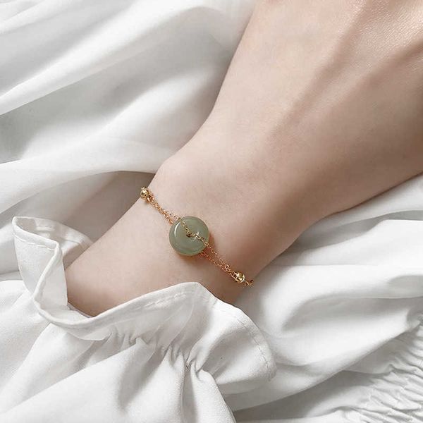 925 sier imitation hetian jade small safety buckle bracelet female ins handmade round chinese hand ornament light xury, Golden;silver
925 sier imitation hetian jade small safety buckle bracelet female ins handmade round chinese hand ornament light xury, Golden;silver