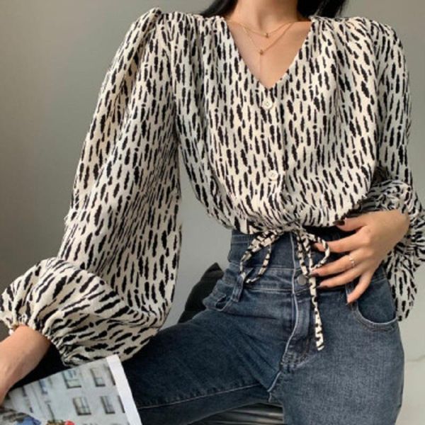women's blouses & shirts blouse 2021 spring autumn korean temperament long sleeved chiffon women fashion casual printing v-neck loose s, White
women's blouses & shirts blouse 2021 spring autumn korean temperament long sleeved chiffon women fashion casual printing v-neck loose s, White