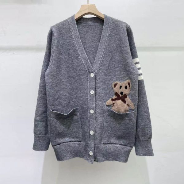 yangmei store network red star series little bear college style knitted cardigan sweater coat, White;black
yangmei store network red star series little bear college style knitted cardigan sweater coat, White;black