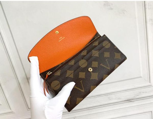 new 2021 flowers designer zipper wallets luxurys men women leather bags classic letters coin purse original box fashion plaid card holder, Red;black
new 2021 flowers designer zipper wallets luxurys men women leather bags classic letters coin purse original box fashion plaid card holder, Red;black