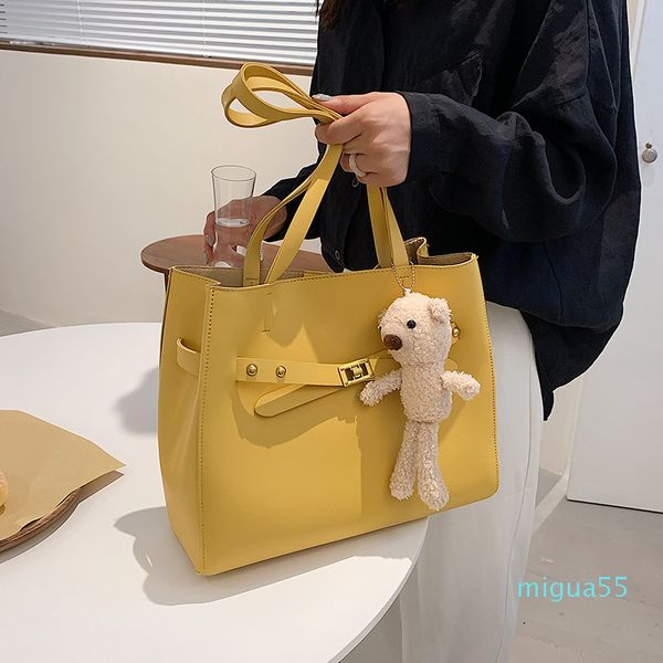 cute multi-color optional single shoulder simple bucket bag
cute multi-color optional single shoulder simple bucket bag
