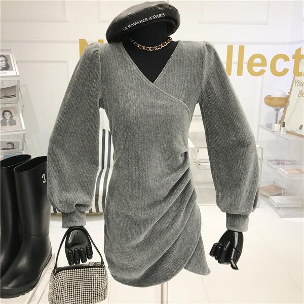 slim hip wick cotton dress woman autumn/winter 2021 new temperament v-neck long sleeve irregular dress, Black;gray
slim hip wick cotton dress woman autumn/winter 2021 new temperament v-neck long sleeve irregular dress, Black;gray