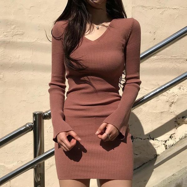 casual dresses knitted long sleeve bodycon dress v-neck fashion solid 2021 autumn elastic party packge hip elegant, Black;gray 
casual dresses knitted long sleeve bodycon dress v-neck fashion solid 2021 autumn elastic party packge hip elegant, Black;gray
