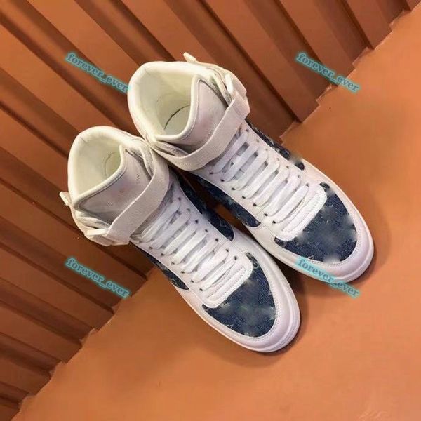 new luxury men women sneakers breathable trainers casual platform lace up shoes couple four seasons sneakers just, Black
new luxury men women sneakers breathable trainers casual platform lace up shoes couple four seasons sneakers just, Black