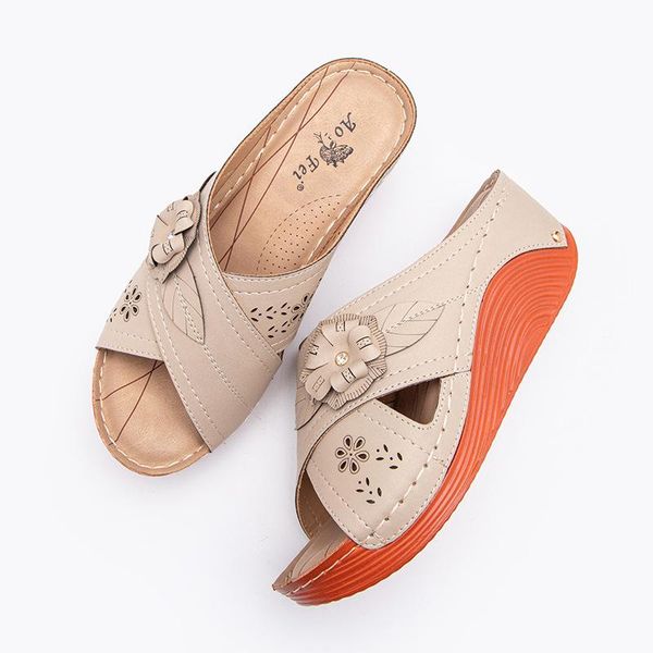 fashion women sandals waterproo sli on round female slippers casual comfortable outdoor fashion sunmmer plus size shoes women, Black
fashion women sandals waterproo sli on round female slippers casual comfortable outdoor fashion sunmmer plus size shoes women, Black