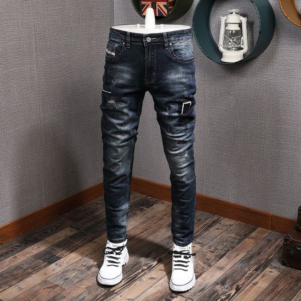 2021 new korean style fashion designer men jeans retro blue elastic slim fit ripped denim long pants embroidery hip hop vintage trouser fisn
2021 new korean style fashion designer men jeans retro blue elastic slim fit ripped denim long pants embroidery hip hop vintage trouser fisn