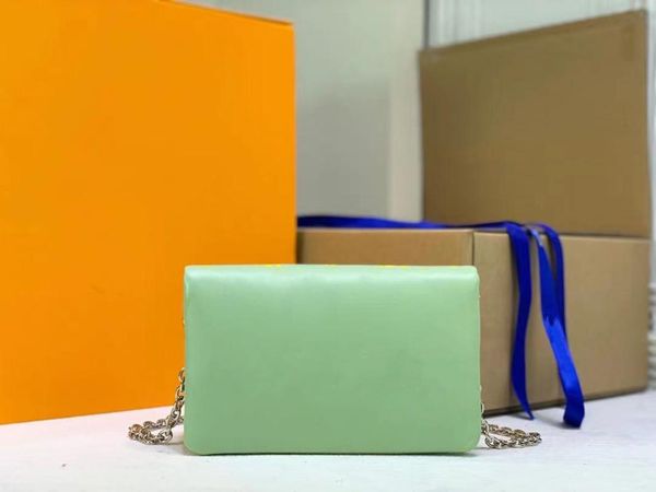 evening bags 2021 luxury handbags ladies spring and summer small embossed pattern fluffy leather shoulder bag chain messenger
evening bags 2021 luxury handbags ladies spring and summer small embossed pattern fluffy leather shoulder bag chain messenger