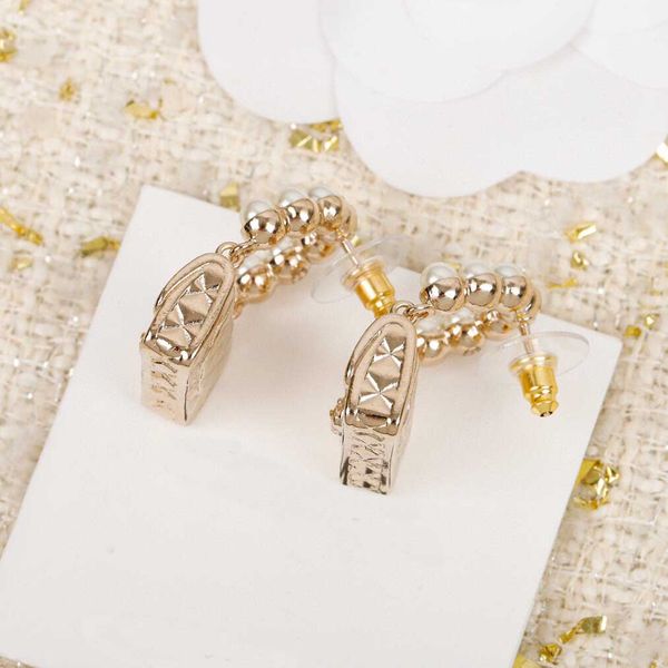 2022 vintage style charm dangle handbag shape with nature pearl drop earring for women engagement hve box stamp ps3066, Golden
2022 vintage style charm dangle handbag shape with nature pearl drop earring for women engagement hve box stamp ps3066, Golden