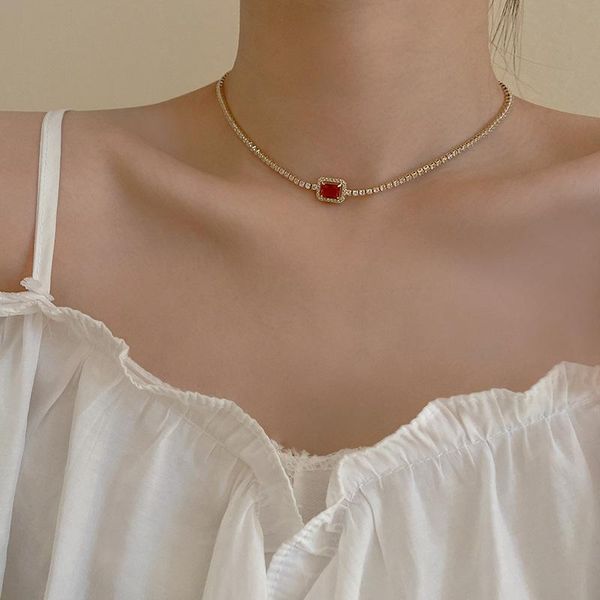 chokers shiny korean rhinstone choker necklace for women gold color clavicle chain fashion female chic chocker jewelry, Golden;silver 
chokers shiny korean rhinstone choker necklace for women gold color clavicle chain fashion female chic chocker jewelry, Golden;silver