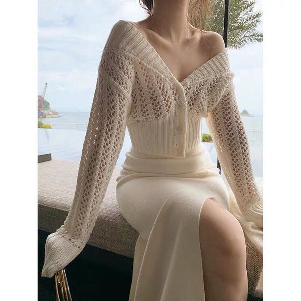 women's knits & tees spring hollow out off shoulder slim white sweater cardigan long sleeve v neck button one coat for women
women's knits & tees spring hollow out off shoulder slim white sweater cardigan long sleeve v neck button one coat for women