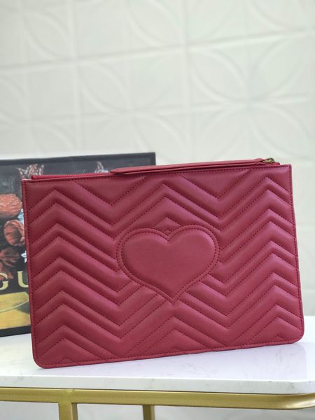 476440 443128 zip closure antique gold-toned hardware logo chevron genuine leather with a heart women purse handbags wallet clutch bags
476440 443128 zip closure antique gold-toned hardware logo chevron genuine leather with a heart women purse handbags wallet clutch bags