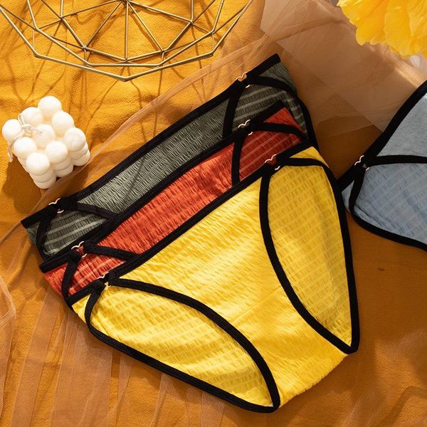 2021 new japanese underwear women cotton panties striped underpants female solid color panties mid waist breathable briefs, Black;pink
2021 new japanese underwear women cotton panties striped underpants female solid color panties mid waist breathable briefs, Black;pink