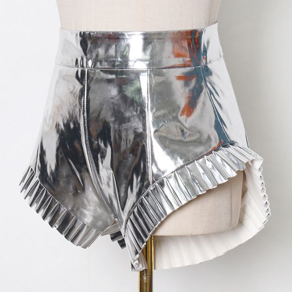 silver casual short for women high waist loose ruched minimalist shorts female 2021 summer fashion clothing stylish, White;black
silver casual short for women high waist loose ruched minimalist shorts female 2021 summer fashion clothing stylish, White;black