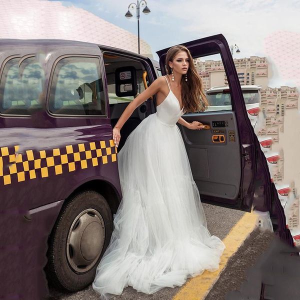 summer a line tulle wedding gowns with applique flutter sleeves backless robe de marrige modern bride dress, White
summer a line tulle wedding gowns with applique flutter sleeves backless robe de marrige modern bride dress, White