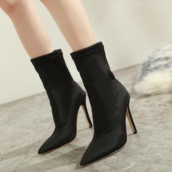 boots 2021 fashion women autumn knitting pointed toe stretch sock thick high heels ankle botas mujer black woman shoes
boots 2021 fashion women autumn knitting pointed toe stretch sock thick high heels ankle botas mujer black woman shoes