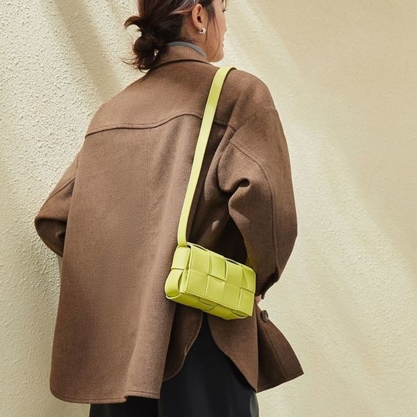 cassette waist leather woven small 2021 new leisure messenger chest bag women's fashion hileng
cassette waist leather woven small 2021 new leisure messenger chest bag women's fashion hileng