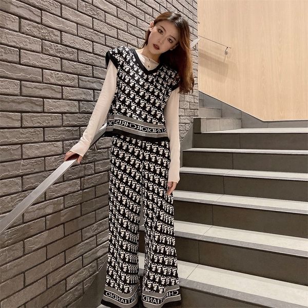 warehouse clothing salt fried street suit autumn winter new sweater women's check vest wide leg knitted bell bottomed pants two-piece s, White
warehouse clothing salt fried street suit autumn winter new sweater women's check vest wide leg knitted bell bottomed pants two-piece s, White