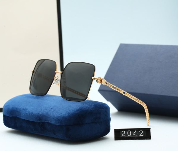 2021 luxur classic square sunglasses designer brand fashion mens womens sun glasses eyewear metal glass lenses with box 2042, White;black 
2021 luxur classic square sunglasses designer brand fashion mens womens sun glasses eyewear metal glass lenses with box 2042, White;black