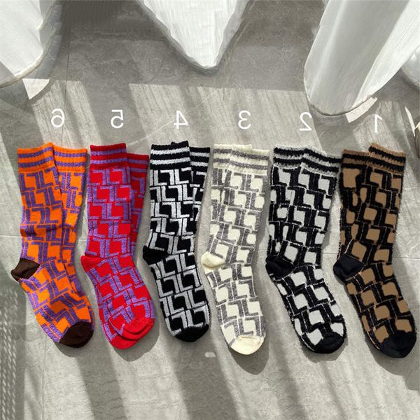winter thick soft plush socks for women fashion letters printed womens stocking girls casual breathable sock 7 colors, Black;green
winter thick soft plush socks for women fashion letters printed womens stocking girls casual breathable sock 7 colors, Black;green