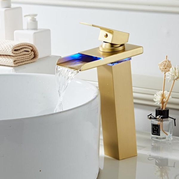 2021 new basin temperature controlled led crane water tap brushed gold waterfall faucet bathroom faucets qkp6
2021 new basin temperature controlled led crane water tap brushed gold waterfall faucet bathroom faucets qkp6