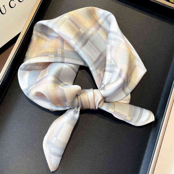 scarves color matching plaid 2022 south korea autumn and winter 100% mulberry printing decorative silk scarf female, Blue;gray
scarves color matching plaid 2022 south korea autumn and winter 100% mulberry printing decorative silk scarf female, Blue;gray