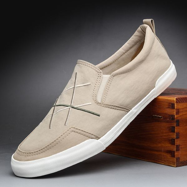 men casual shoes fashion sneakers male shoes footwear comfort men shoes denim men loafers canvas ghn6, Black;white
men casual shoes fashion sneakers male shoes footwear comfort men shoes denim men loafers canvas ghn6, Black;white