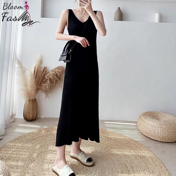 casual dresses ladies ol style sundress sleeveless solid color tank dress v neck knited 2021 womens fashion clothes female daily wear, Black;gray
casual dresses ladies ol style sundress sleeveless solid color tank dress v neck knited 2021 womens fashion clothes female daily wear, Black;gray