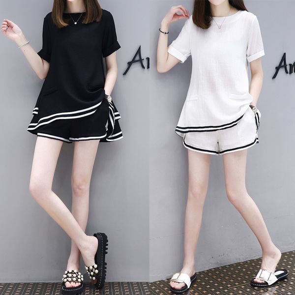 2021 summer new women's plus size outfits casual short sleeve sports suit women two piece and pants shorts set h9n9, White;black
2021 summer new women's plus size outfits casual short sleeve sports suit women two piece and pants shorts set h9n9, White;black