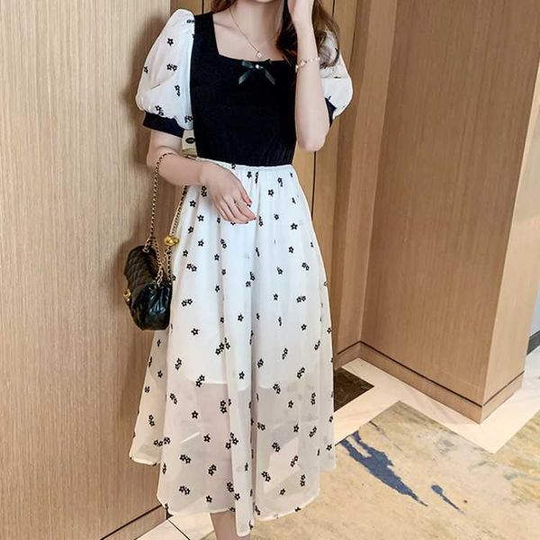 summer velvet stitching chiffon dress women retro elegant square collar puff sleeve a-line long vestidos 210526, Black;gray
summer velvet stitching chiffon dress women retro elegant square collar puff sleeve a-line long vestidos 210526, Black;gray