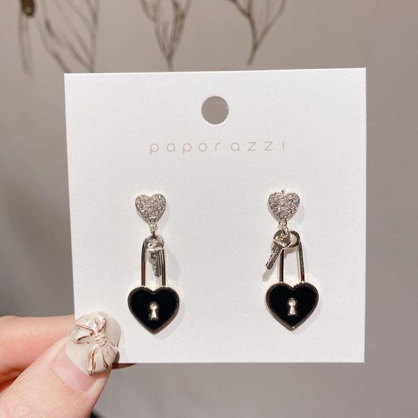trendy retro simple heart shape key lock shiniy zircon drop earrings for women luxury party temperament fashion jewelry gifts, Silver
trendy retro simple heart shape key lock shiniy zircon drop earrings for women luxury party temperament fashion jewelry gifts, Silver