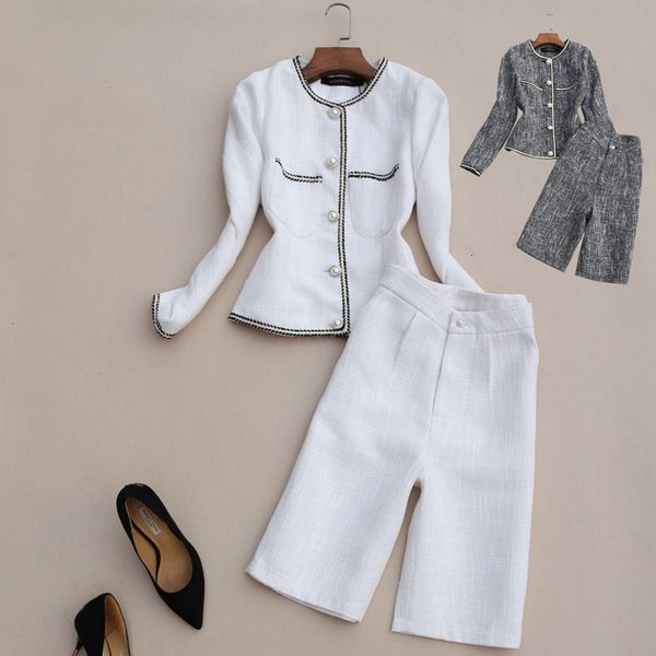 pieces ladies autumn and winter new fashion feminine temperament wool coat five-point pants 9z26, Gray
pieces ladies autumn and winter new fashion feminine temperament wool coat five-point pants 9z26, Gray