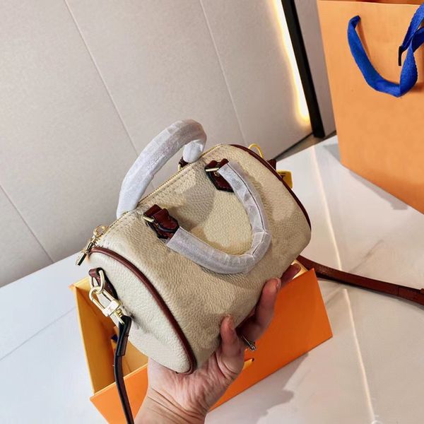 r wallet cross body backpack shoulder bags luxury mini bag high-quality genuine leather classic retro women's pillow purse size 16 12 c
r wallet cross body backpack shoulder bags luxury mini bag high-quality genuine leather classic retro women's pillow purse size 16 12 c