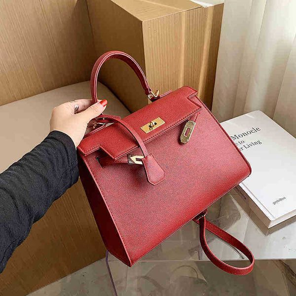 classic flower designers hand herme red bridesmaid wedding bridal bag handbag wan
classic flower designers hand herme red bridesmaid wedding bridal bag handbag wan