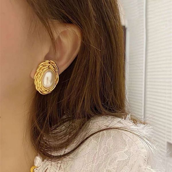 hbp fashion oval large pearl with court style elegant and simple french earrings for women, Silver
hbp fashion oval large pearl with court style elegant and simple french earrings for women, Silver