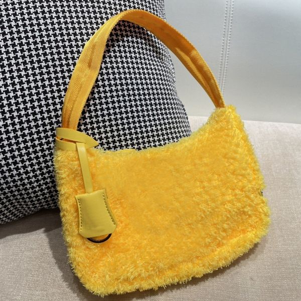 luxury designer fashion ladies shoulder bags women handbag plush hobo bag messengerl with gift box 1006ph
luxury designer fashion ladies shoulder bags women handbag plush hobo bag messengerl with gift box 1006ph