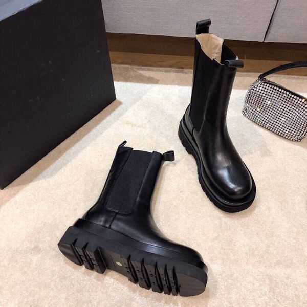 women boots new fashion booties ankle boots casual outdoor ladies femmes bottines leather booties platform shoes boot, Black
women boots new fashion booties ankle boots casual outdoor ladies femmes bottines leather booties platform shoes boot, Black