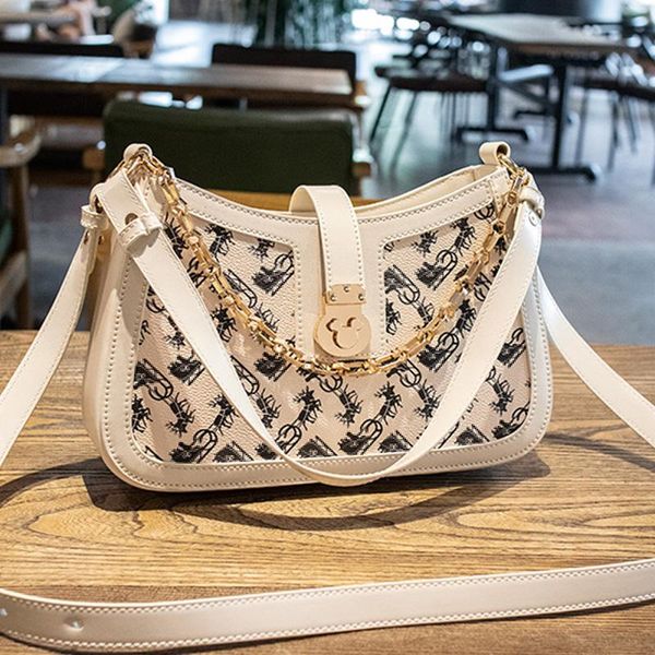 evening bags advanced sense niche design club bag women's 2021 fashion small chain single shoulder cross arm
evening bags advanced sense niche design club bag women's 2021 fashion small chain single shoulder cross arm