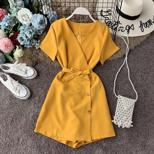 women's jumpsuits & rompers 2021 summer women romper short sleeves belt button v-neck wide-leg shorts casual beach boho bodysuit w1987, Black;white
women's jumpsuits & rompers 2021 summer women romper short sleeves belt button v-neck wide-leg shorts casual beach boho bodysuit w1987, Black;white