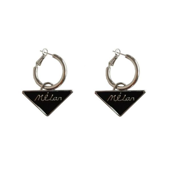 hoop & huggie 1pair punk enamel carving letter triangle earrings for women simple black geometric pendant party jewelry e819, Golden;silver
hoop & huggie 1pair punk enamel carving letter triangle earrings for women simple black geometric pendant party jewelry e819, Golden;silver