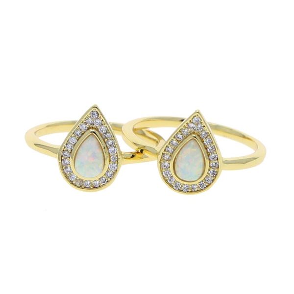wedding rings gold color clear cubic zirconia cz white fire opal tear drop stone fashion girl women finger ring, Slivery;golden
wedding rings gold color clear cubic zirconia cz white fire opal tear drop stone fashion girl women finger ring, Slivery;golden