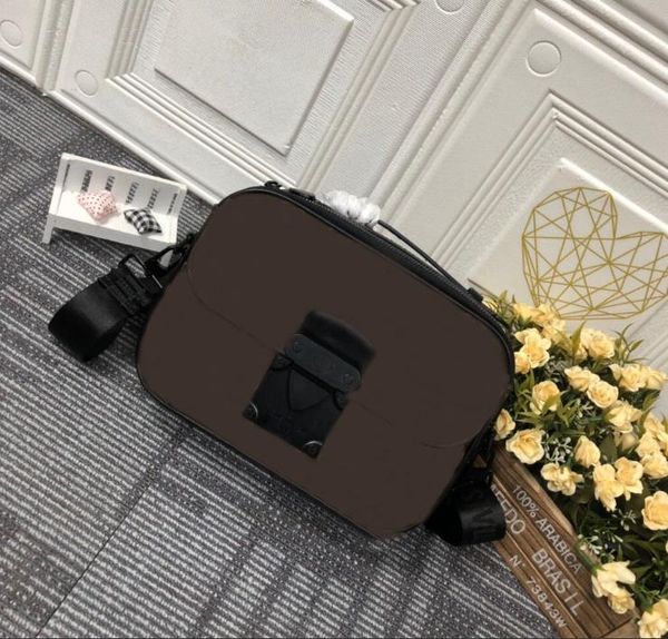 luxurys designers fashion womens crossbody bag shoulder bags letter handbag ladies purse 2021 chains cross body clutch camera handbags
luxurys designers fashion womens crossbody bag shoulder bags letter handbag ladies purse 2021 chains cross body clutch camera handbags