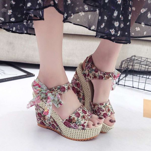 fashion slope heel sandals women's summer thick bottom waterproof platform high-heeled, Black
fashion slope heel sandals women's summer thick bottom waterproof platform high-heeled, Black