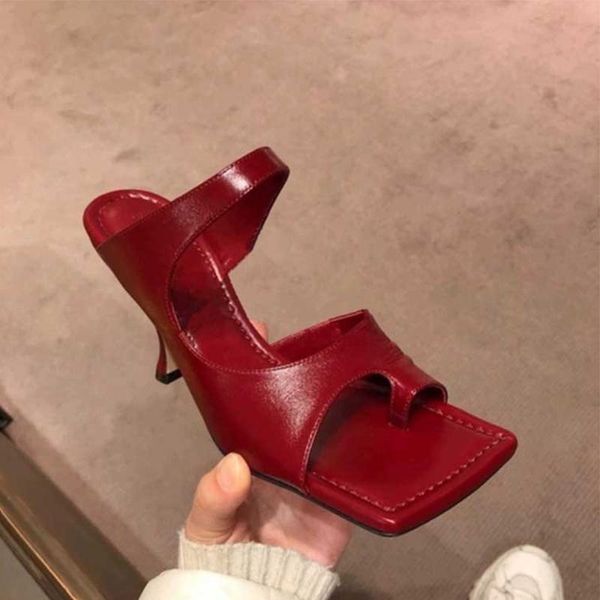 slippers square head clip-toe sandals women 2021 summer personality red stiletto high-heeled wild half tide, Black
slippers square head clip-toe sandals women 2021 summer personality red stiletto high-heeled wild half tide, Black