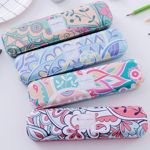 1pc minimalism iron eye etui creative letterhead box metals tin pen bag school student gifts
1pc minimalism iron eye etui creative letterhead box metals tin pen bag school student gifts