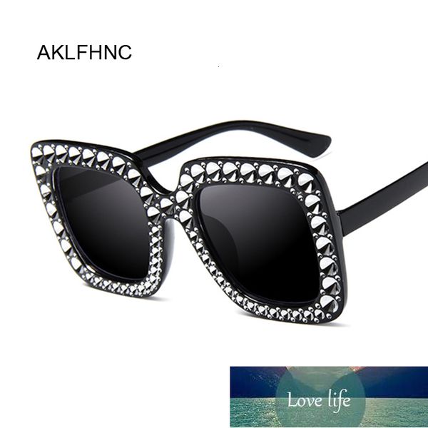 oversized sunglasses women rhinestone luxury brand designer square shades fashion retro sun glasses female oculos  factory price expert desi, White;black
oversized sunglasses women rhinestone luxury brand designer square shades fashion retro sun glasses female oculos  factory price expert desi, White;black