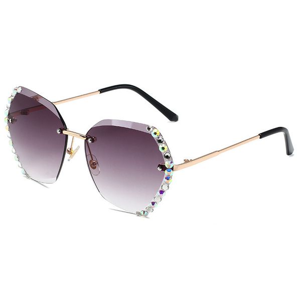 New trend frameless Sunglasses with diamond inlaid polygonal Women's personality ocean piece gradient glasses, White;black
New trend frameless Sunglasses with diamond inlaid polygonal Women's personality ocean piece gradient glasses, White;black