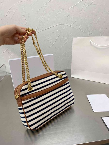 factory celinses metal chain fashionable stripe bag fashion sports leisure spring and summer series bun armpit bag 24cm designers handbag yw
factory celinses metal chain fashionable stripe bag fashion sports leisure spring and summer series bun armpit bag 24cm designers handbag yw